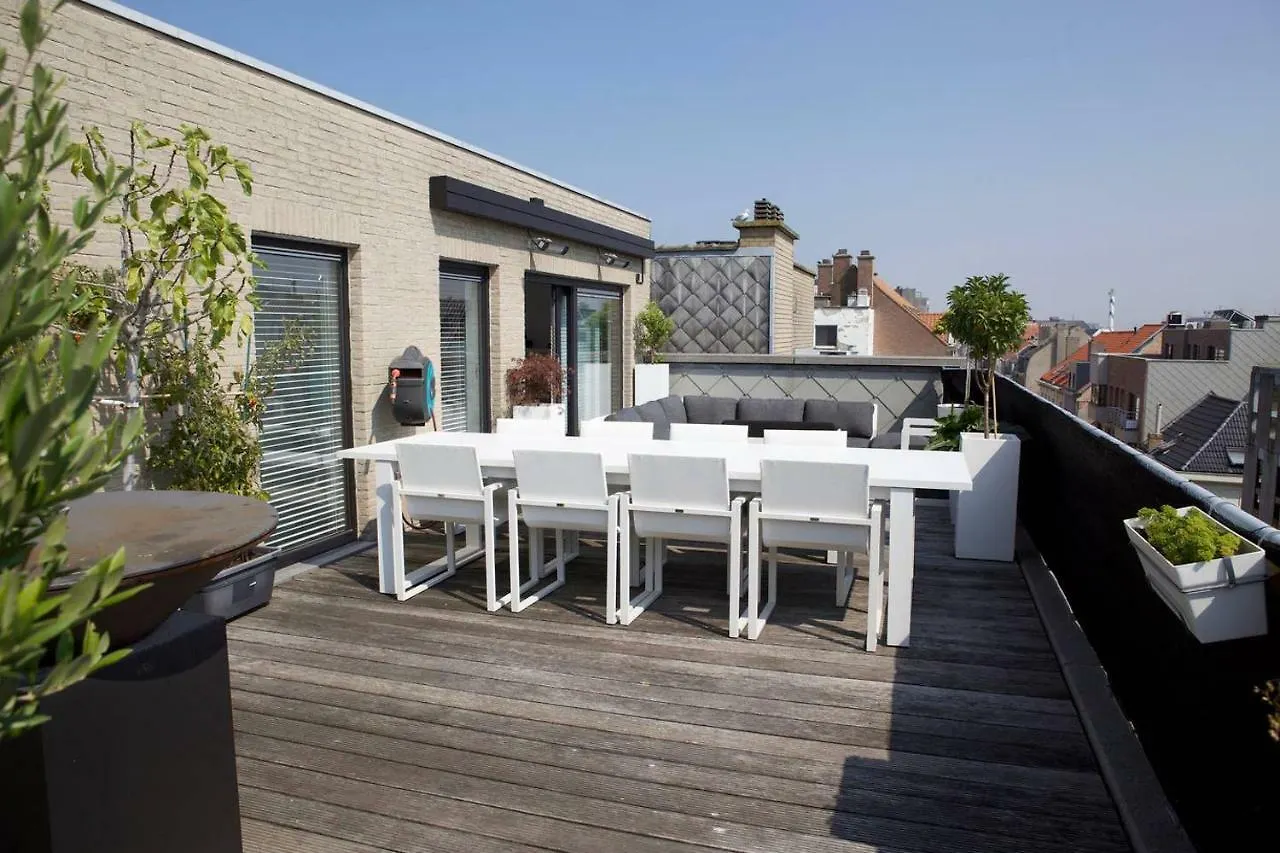 Modern Appartement Centrum Oostende Met Enorm Dakterras 0*, Остенде